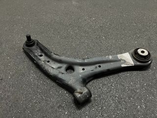 Brazo suspension derecho Ford Fiesta ST (2013)