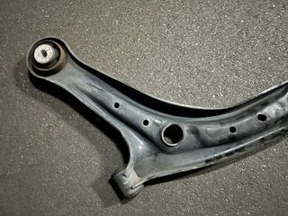 Brazo suspension derecho Ford Fiesta ST (2013)