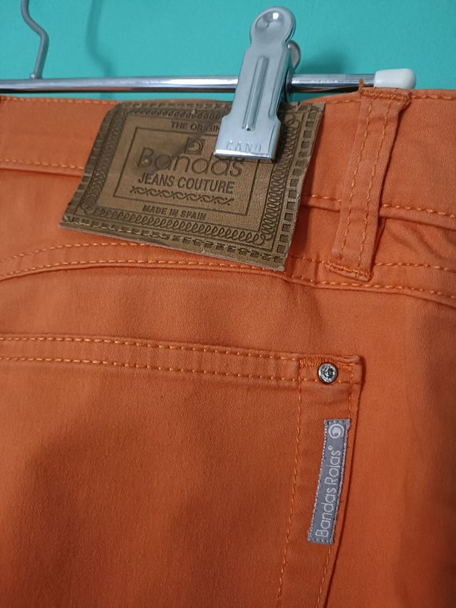 Pantalón naranja de Bandas Rojas Jeans C