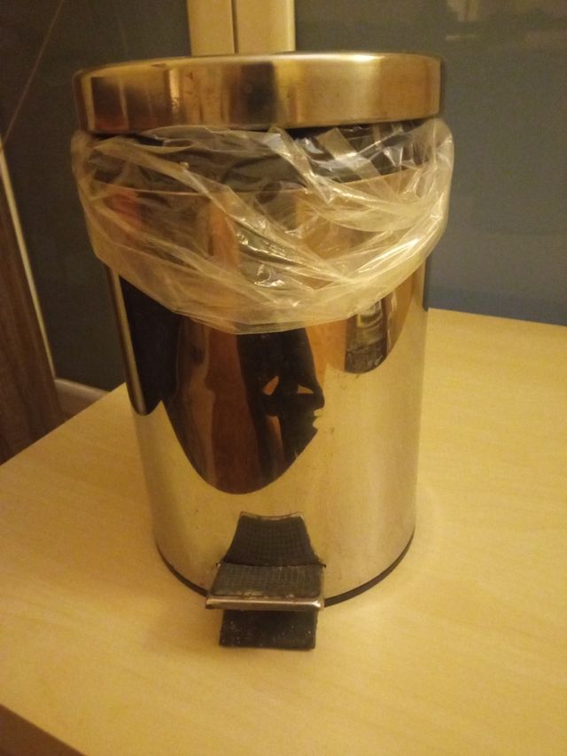 Cubo basura baño / oficina 5 litros