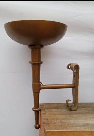 Lampada a torcia antica in ghisa forgiata