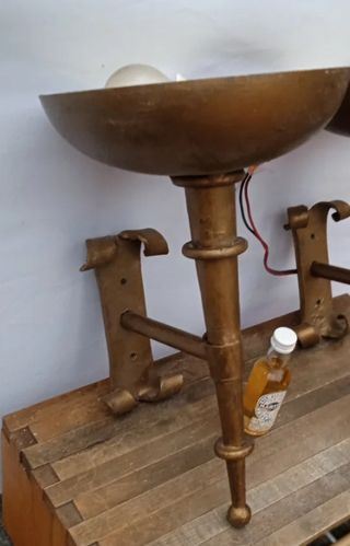 Lampada a torcia antica in ghisa forgiata