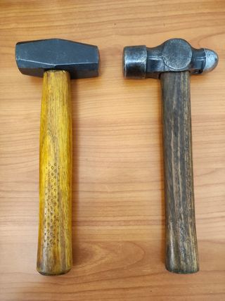 Martillo de bola antiguo