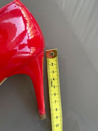 zapato tacon rojo