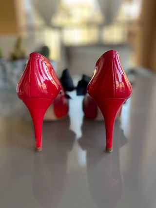 zapato tacon rojo