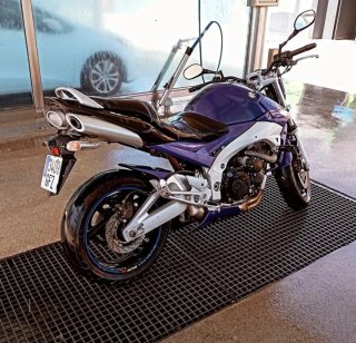 Suzuki gsr 600 98 cv
