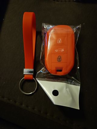 Carcasa silicona llave rojo