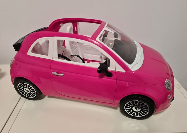 Coche de Barbie Fiat 500