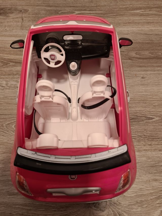 Coche de Barbie Fiat 500