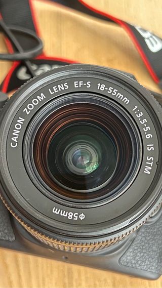 Cámara réflex canon EOS 750D