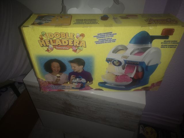 Juego de hacer helados (Heladera)