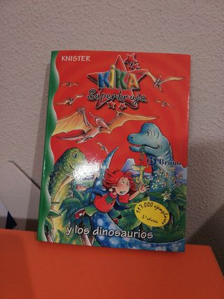 Kika superbruja y los dinosaurios