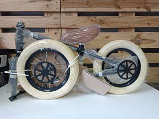 Bicicleta sin pedales Rebel Kidz Classic Runner 12