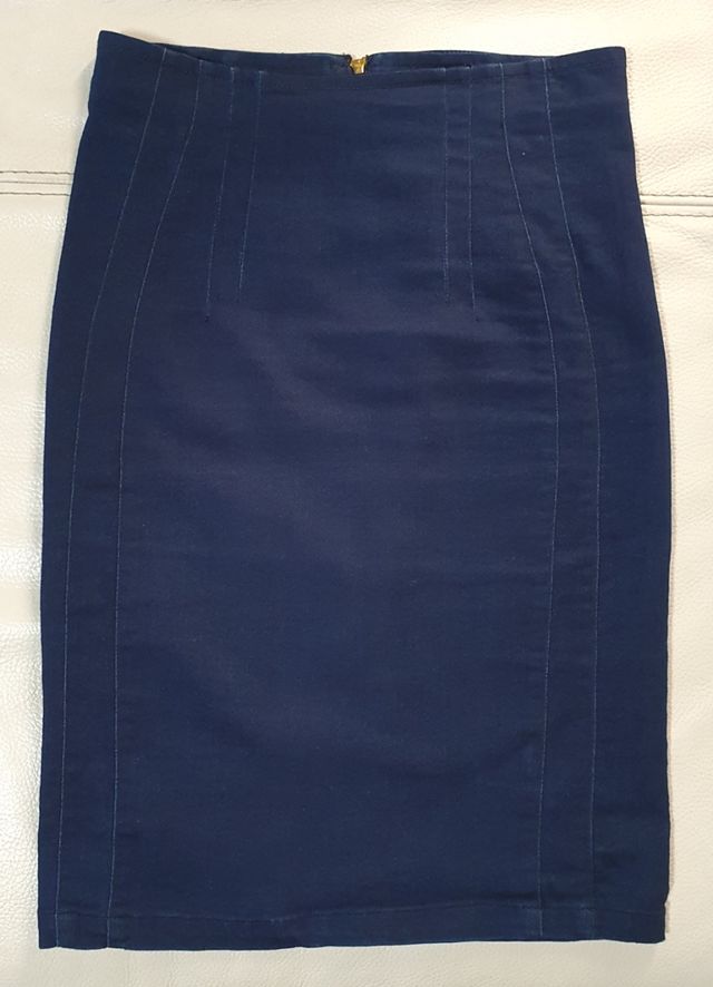 Falda vaquera azul oscuro Stradivarius S