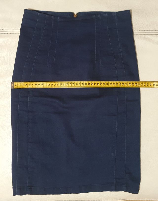 Falda vaquera azul oscuro Stradivarius S