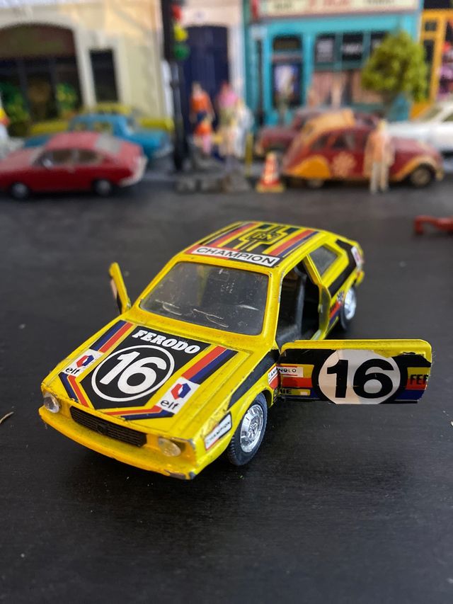 COCHES COLECCION MIRA VW SIROCCO 1/43