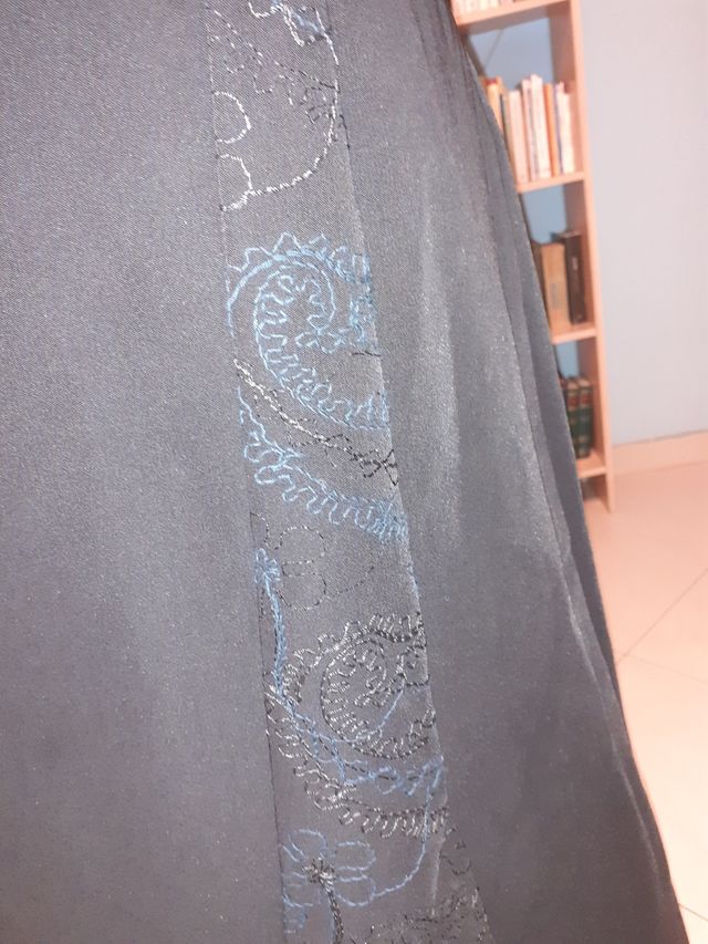 Elegante gonna Sandro Ferrone