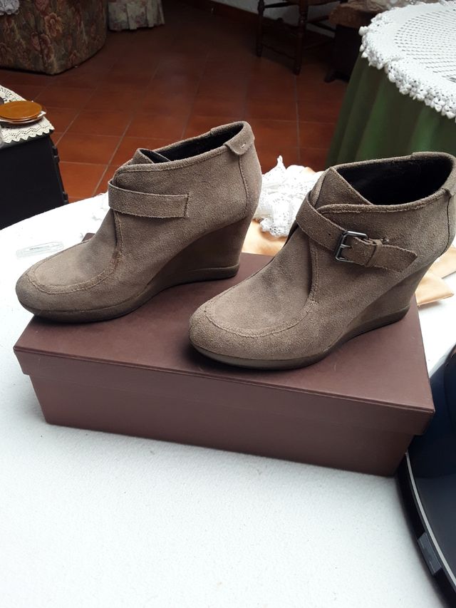 BRUNO PREMI BOTAS COMO NOVAS