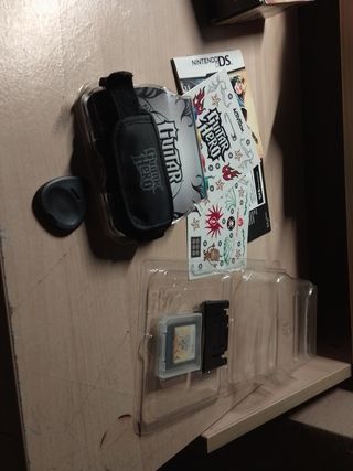 Guitar Hero on tour DS pack guitar grip y extras