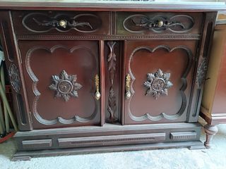 Mueble con encimera de mármol vintage