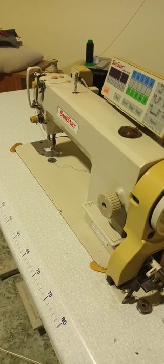 Maquina de coser SunStar