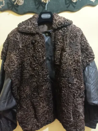 CAZADORA Astrakán y Cuero