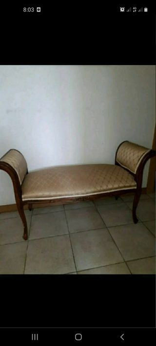 Banco, butaca, taburete, pie de cama.