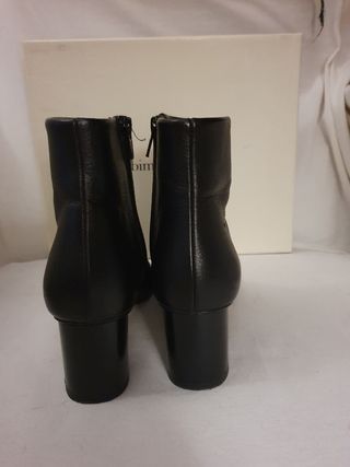 Botines 37 negros Bimba & Lola