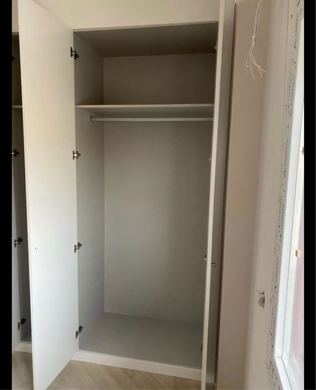 Armario empotrado lacado NUEVO
