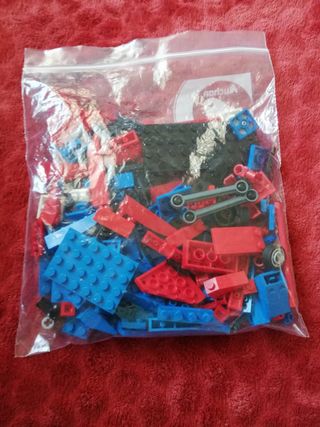 Lote de piezas Lego (coche)