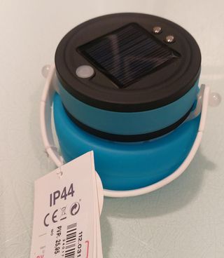 Botella extensible y farol solar