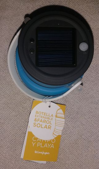 Botella extensible y farol solar