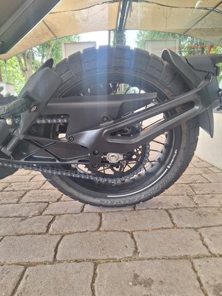 HUSQVARNA SVARTPILEN 401 2023