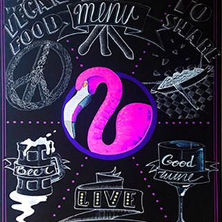 Decoración e ilustración de pizarras. muralista.