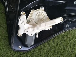 Elevalunas trasero izquierdo range rover sport