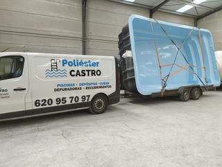 Piscinas de poliéster.