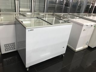Arcon puertas de cristal nuevo