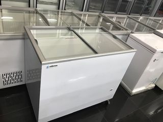 Arcon puertas de cristal nuevo