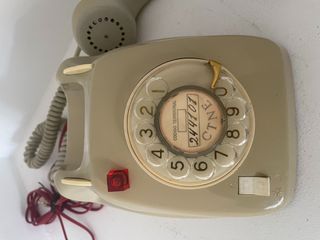 Raro teléfono Citesa, con luz roja