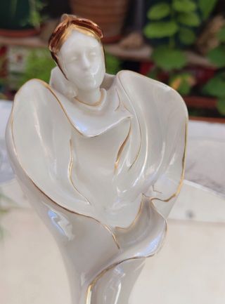 Figura Galos con sello, firma y número