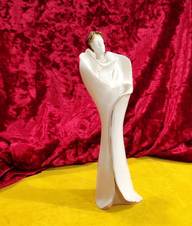 Figura Galos con sello, firma y número