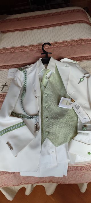 trajes de comunión 