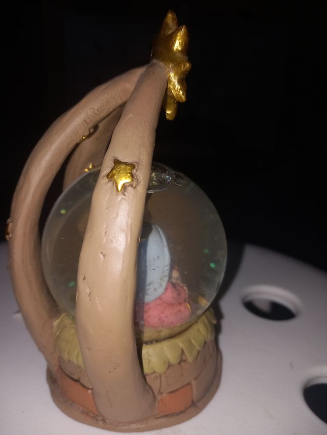 Natività in sfera di vetro