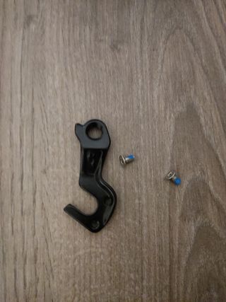 PUNTERA CUBE DROP OUT 149 LONG NEGRO