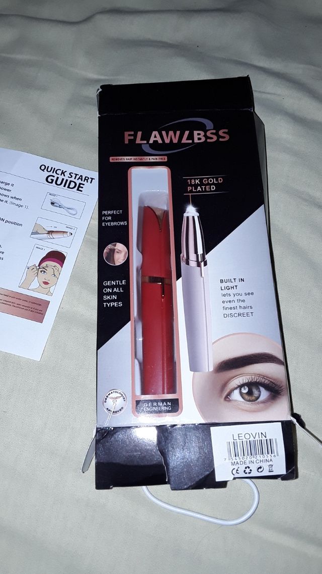 Penna per rimuovere i peli superflui