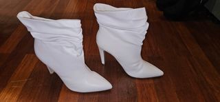 Lote de Botas con tacon