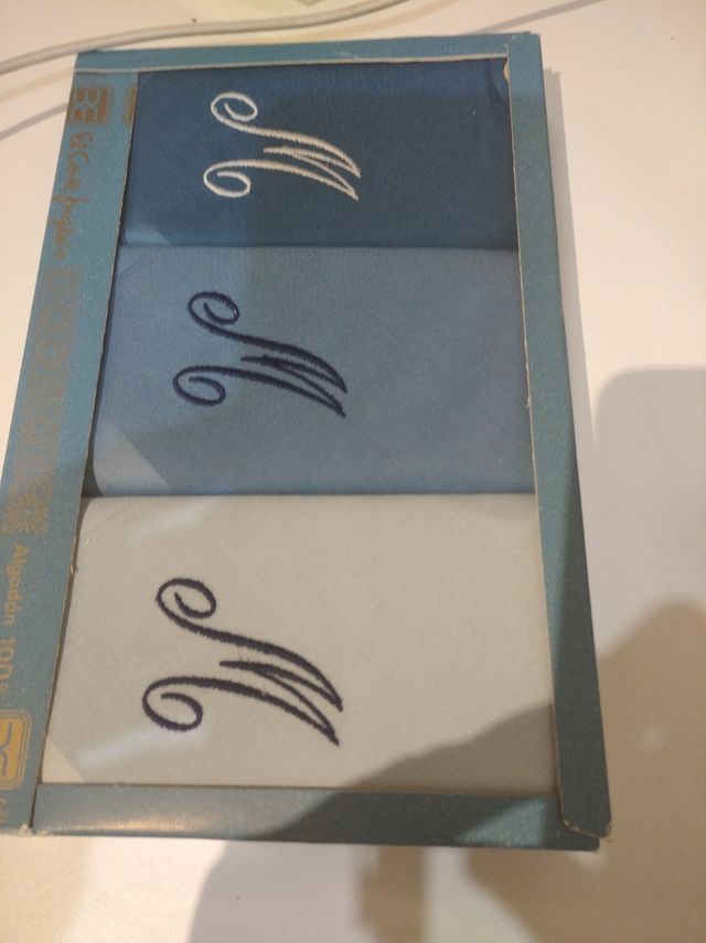 Pañuelos 3 en estuche nuevo