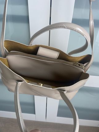 bolso de hombro de bimba y lola color hueso