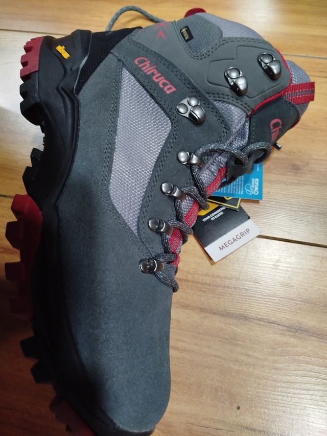 Botas vibram goretex chiruca goretex talla 41. Nu