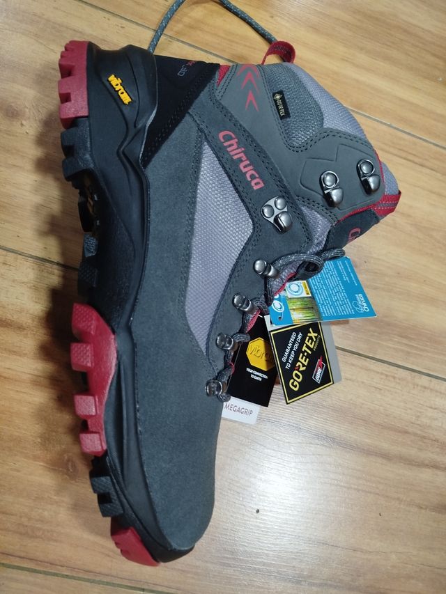 Botas vibram goretex chiruca goretex talla 41. Nu